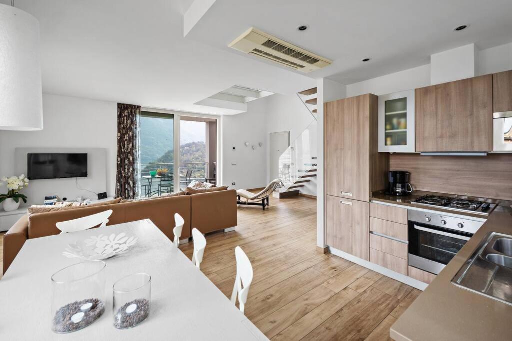 Апартаменты Residenza Simona Меццегра Экстерьер фото